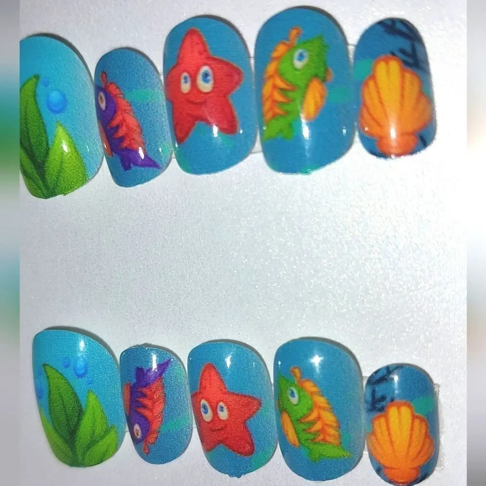 Kids custom bottom of the sea 10pc  press on nails for girls and teens